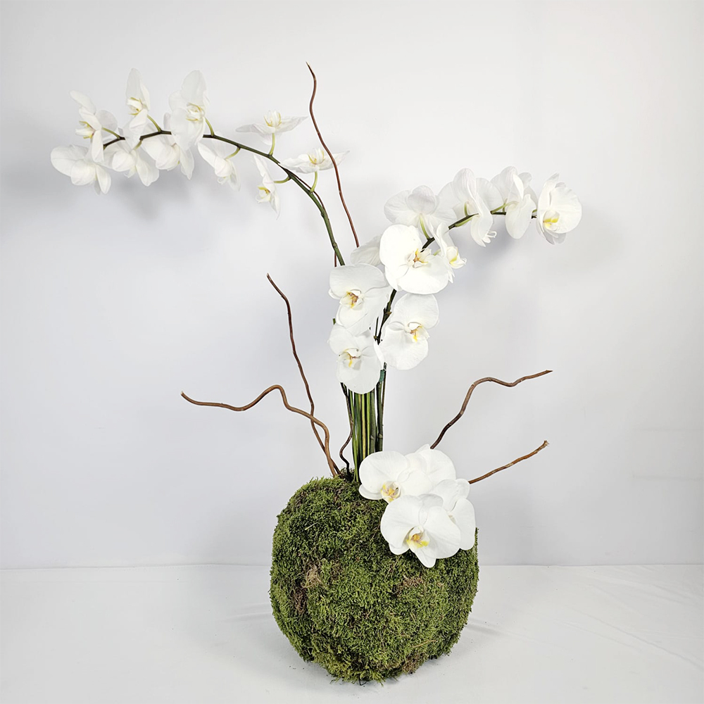 Green moss bouquet