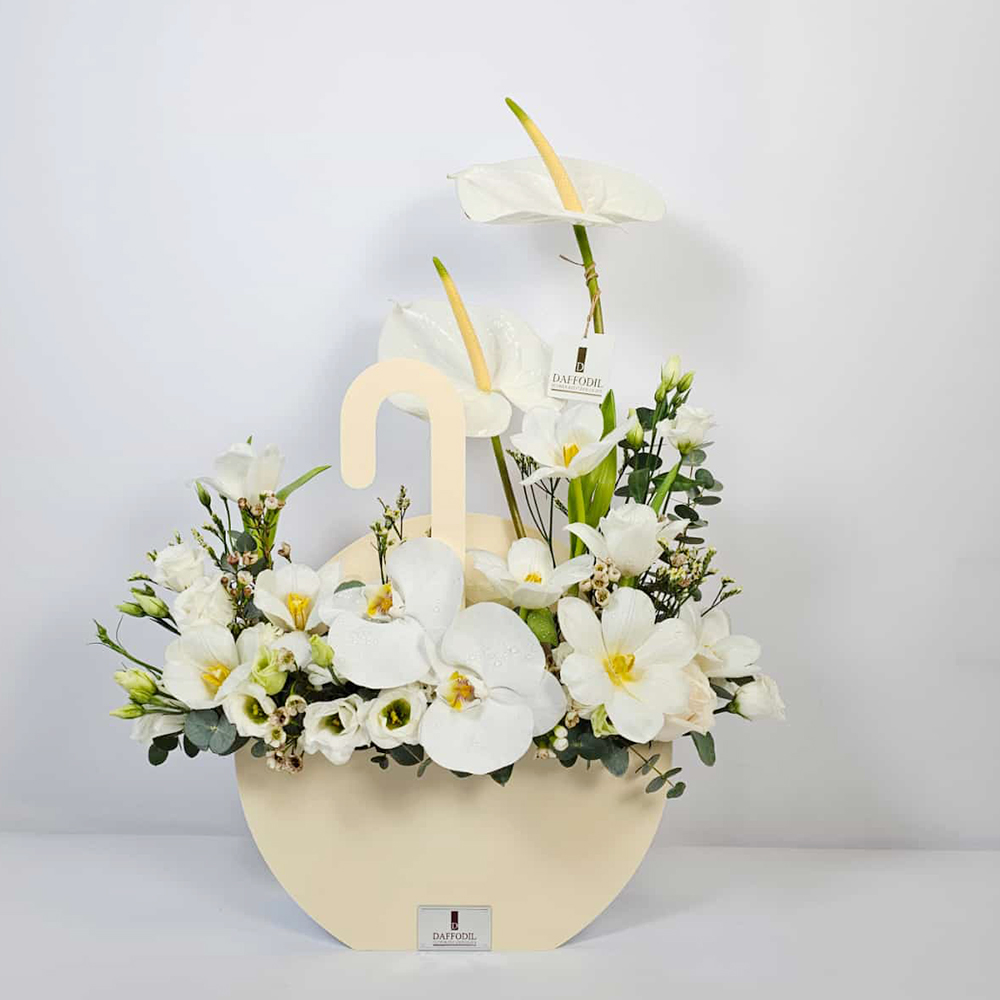 Off-White Bouquet